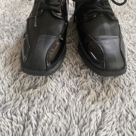 Zapatos - Picture 2 of 4